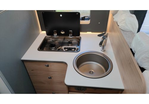 Low Profile Motorhome DETHLEFFS Just Camp T7052 DBM en Sale Occasion