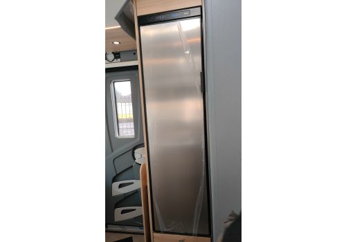 Low Profile Motorhome DETHLEFFS Just Camp T7052 DBM en Sale Occasion
