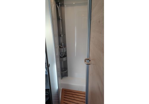 Low Profile Motorhome DETHLEFFS Just Camp T7052 DBM en Sale Occasion