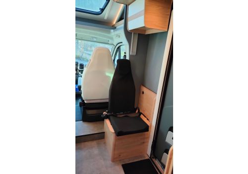Low Profile Motorhome DETHLEFFS Just Camp T7052 EB en Sale Occasion