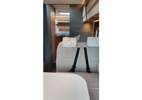 Low Profile Motorhome DETHLEFFS Just Camp T7052 EB en Sale Occasion