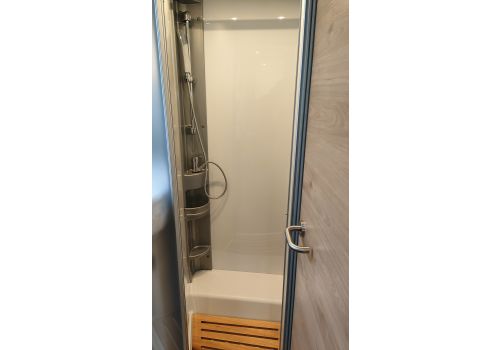 Low Profile Motorhome DETHLEFFS Just Camp T7052 EB en Sale Occasion