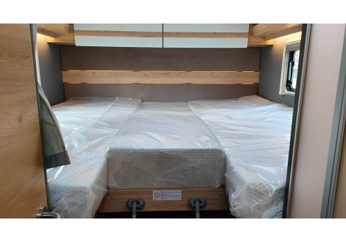 Low Profile Motorhome DETHLEFFS Just Camp T7052 EB en Sale Occasion