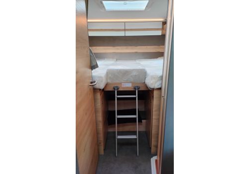 Low Profile Motorhome DETHLEFFS Just Camp T7052 EB en Sale Occasion