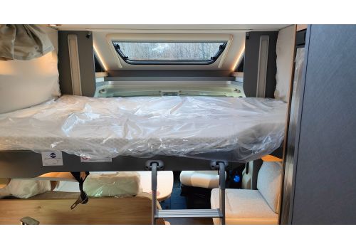 Low Profile Motorhome DETHLEFFS Just Camp T7052 EB en Sale Occasion