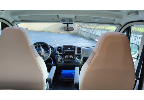 Low Profile Motorhome DETHLEFFS Just Camp T7052 EB en Sale Occasion