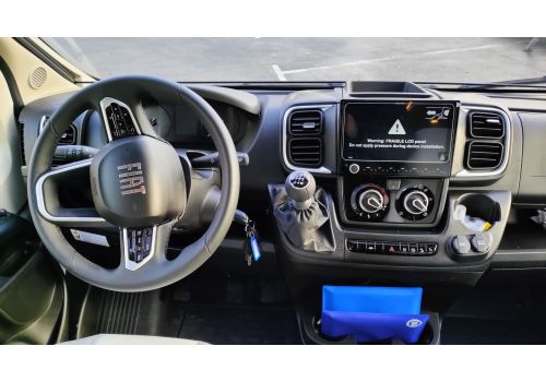Low Profile Motorhome DETHLEFFS Just Camp T7052 EB en Sale Occasion
