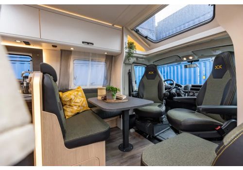 Low Profile Motorhome SUNLIGHT T68 XX Aniversario modelo 2025 en Catalog