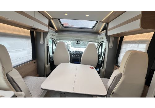 Low Profile Motorhome DETHLEFFS Just Camp T7052 DBL modelo 2025 en Sale Occasion