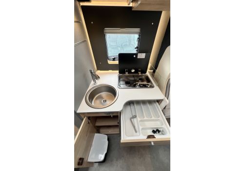 Low Profile Motorhome DETHLEFFS Just Camp T7052 DBL modelo 2025 en Sale Occasion