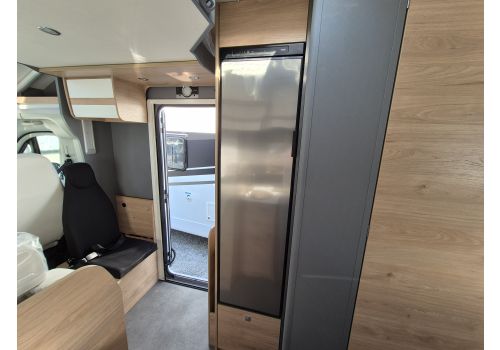 Low Profile Motorhome DETHLEFFS Just Camp T7052 DBM Modelo 2026 en Catalog