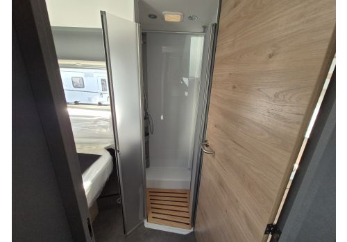 Low Profile Motorhome DETHLEFFS Just Camp T7052 DBM Modelo 2026 en Catalog