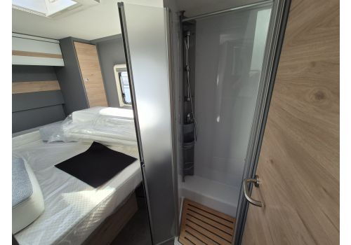 Low Profile Motorhome DETHLEFFS Just Camp T7052 DBM Modelo 2026 en Catalog