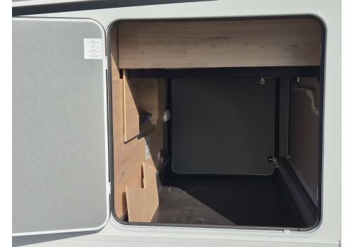 Low Profile Motorhome DETHLEFFS Just Camp T7052 DBM Modelo 2026 en Catalog