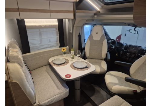 Low Profile Motorhome DETHLEFFS Just Camp T7052 DBM Modelo 2026 en Catalog