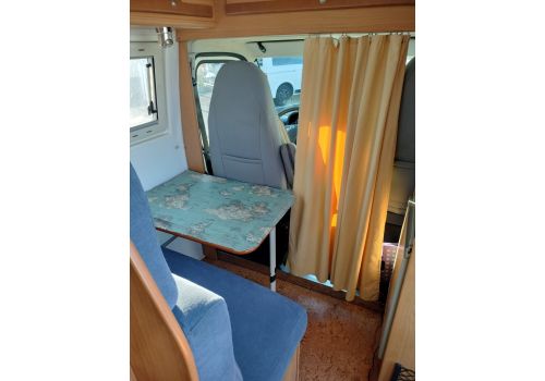 Camper Van MONCAYO Van 4 en Sale Occasion
