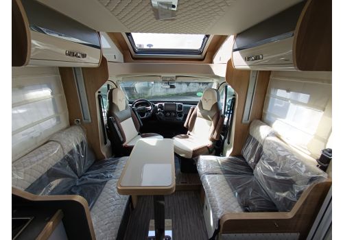 Low Profile Motorhome MOBILVETTA KEA P86 en Catalog