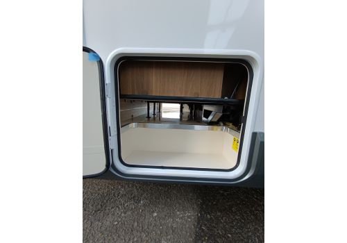 Low Profile Motorhome MOBILVETTA Krosser 90 en Sale Occasion