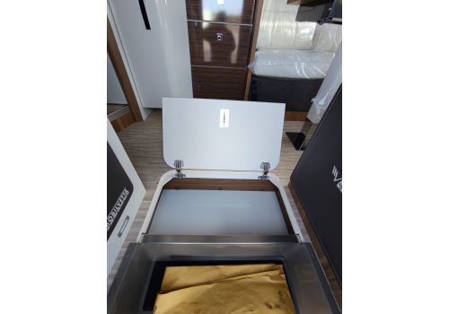 Low Profile Motorhome MOBILVETTA Krosser 90 en Sale Occasion