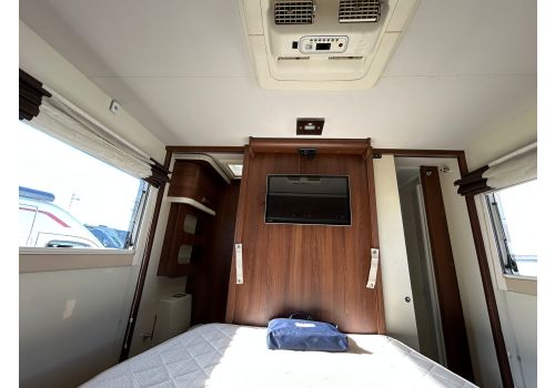 Integral Motorhome MC LOUIS Nevis 878 en Sale Occasion
