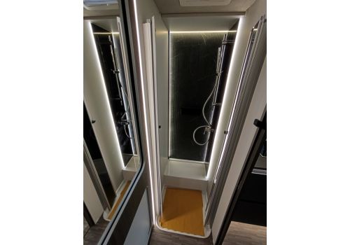 Low Profile Motorhome MOBILVETTA Kea Kompakt 55 en Sale Occasion