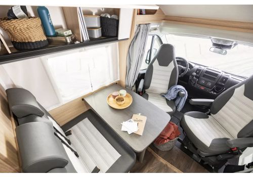 Low Profile Motorhome SUNLIGHT V66 Adventure modelo 2025 en Catalog