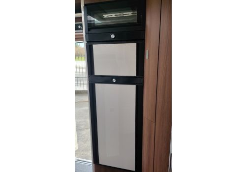 Integral Motorhome CARTHAGO Chic e-line I 51 QB DA en Sale Occasion