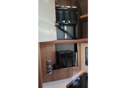 Integral Motorhome CARTHAGO Chic e-line I 51 QB DA en Sale Occasion