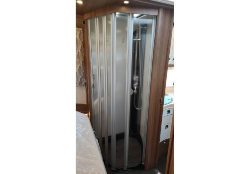 Integral Motorhome CARTHAGO Chic e-line I 51 QB DA en Sale Occasion