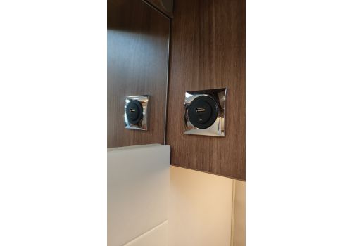 Integral Motorhome CARTHAGO Chic e-line I 51 QB DA en Sale Occasion