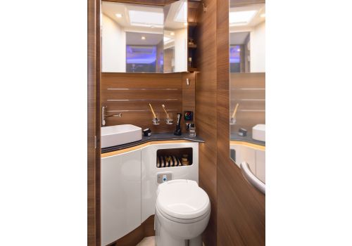 Integral Motorhome RAPIDO I96M ALDE en Catalog