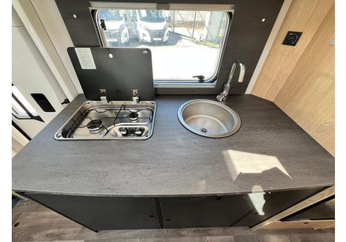 Capuchina Motorhome SUNLIGHT A 68 modelo 2025 en Rent