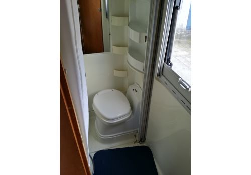 Integral Motorhome KNAUS Travel Liner 658 en Sale Occasion