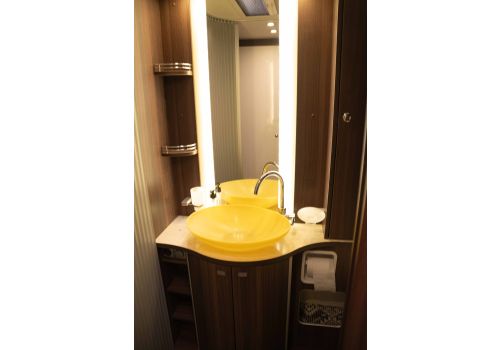 Integral Motorhome BURSTNER i870 Aviano en Sale Occasion