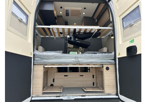 Camper Van DREAMER Camper Five FUN + en Sale Occasion