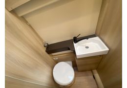 Camper Van DREAMER Camper Van XL Saphir Select en Rent