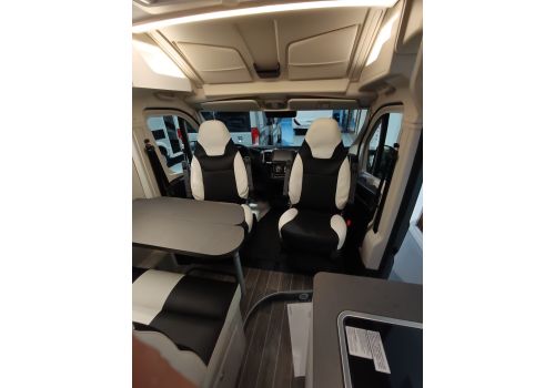Camper Van ROLLER TEAM Livingstone Sport 6XL en Sale Occasion