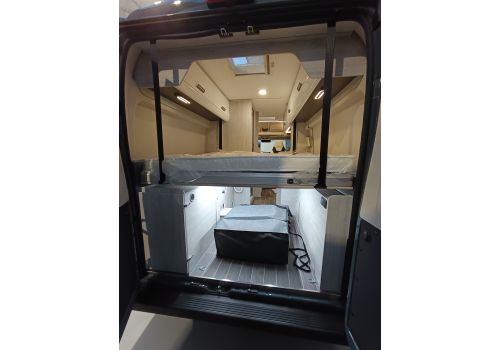 Camper Van ROLLER TEAM Livingstone Sport 6XL en Sale Occasion