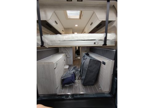 Camper Van ROLLER TEAM Livingstone Sport 6XL en Sale Occasion