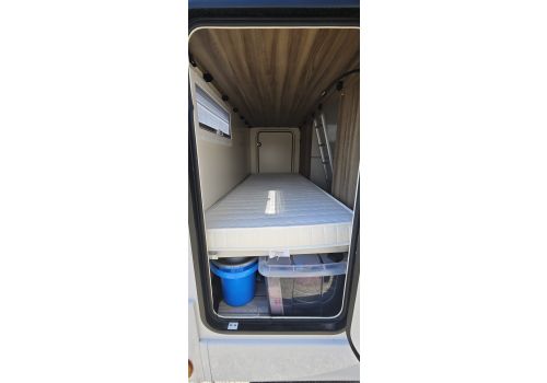 Capuchina Motorhome ROLLER TEAM Kronos 277 M en Rent