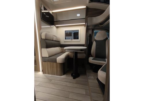 Low Profile Motorhome ROLLER TEAM Kronos Fit 291 P en Sale Occasion