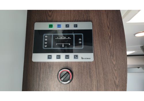 Low Profile Motorhome BENIMAR Tessoro 440UP en Sale Occasion