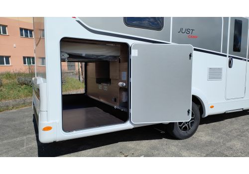 Low Profile Motorhome DETHLEFFS Just Camp 7052 DBL en Sale Occasion