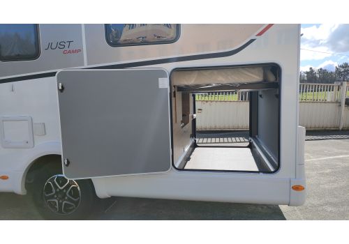 Low Profile Motorhome DETHLEFFS Just Camp 7052 DBL en Sale Occasion