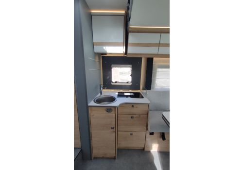 Low Profile Motorhome DETHLEFFS Just Camp 7052 DBL en Sale Occasion