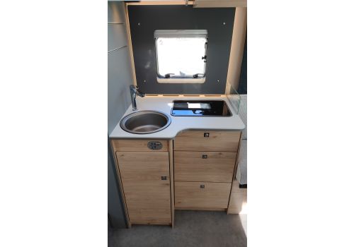 Low Profile Motorhome DETHLEFFS Just Camp 7052 DBL en Sale Occasion