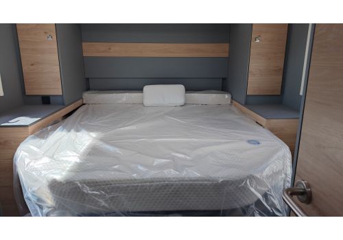 Low Profile Motorhome DETHLEFFS Just Camp 7052 DBL en Sale Occasion