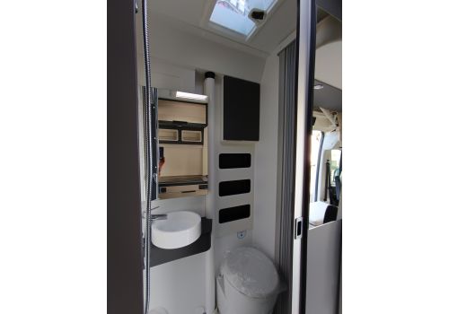 Camper Van DREAMER Camper Five Fun en Sale Occasion
