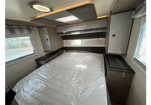 Low Profile Motorhome ROLLER TEAM ZEFIRO 266 TL en Sale Occasion