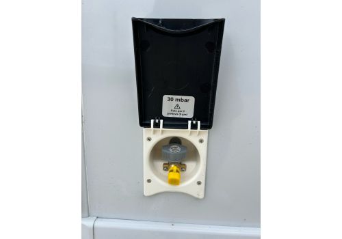 Low Profile Motorhome ROLLER TEAM Zefiro 267 TL en Sale Occasion
